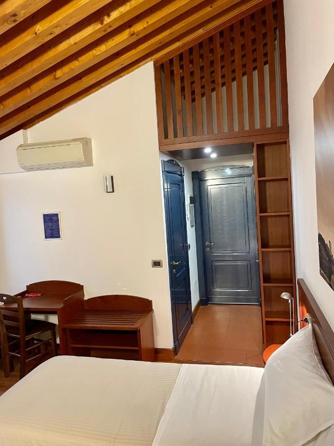 Boutique Rooms 3 0 Ferrara Exterior photo